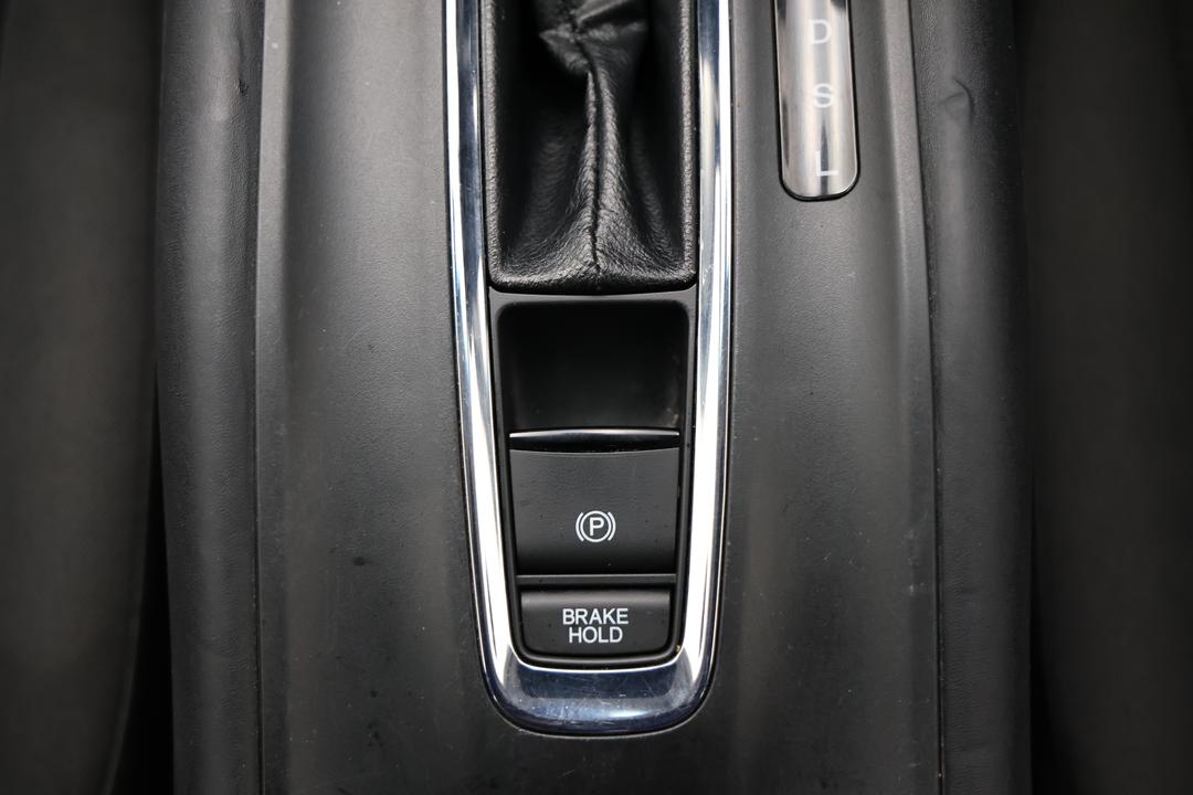2018 Honda HR-V Vti, Automatic, 91085 km, Handbrake