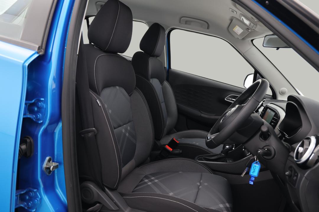2024 MG Mg3 Auto Core, Automatic, 5004 km, Right Side Front Door Cabin View