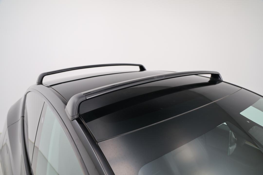 2022 Tesla Model Y Rear-wheel Drive, Automatic, 31741 km, Roof/Sunroof View