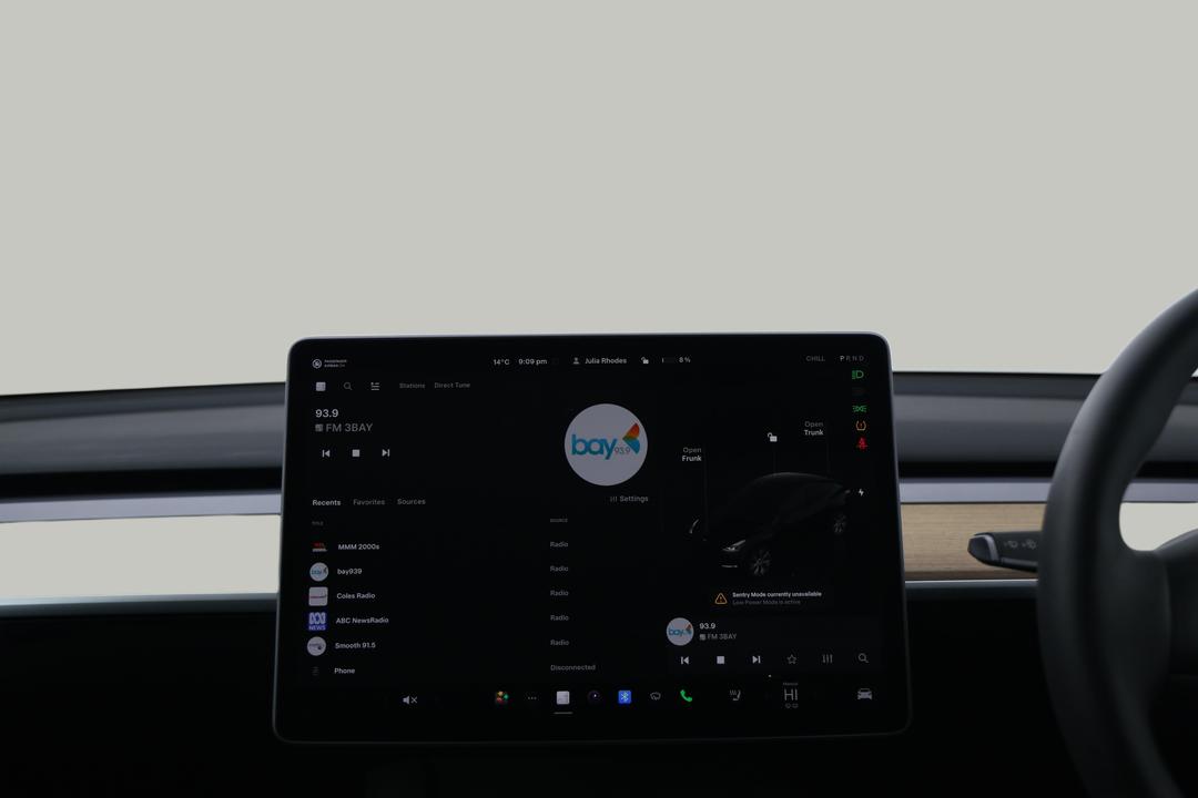 2022 Tesla Model Y Rear-wheel Drive, Automatic, 31741 km, Infotainment System