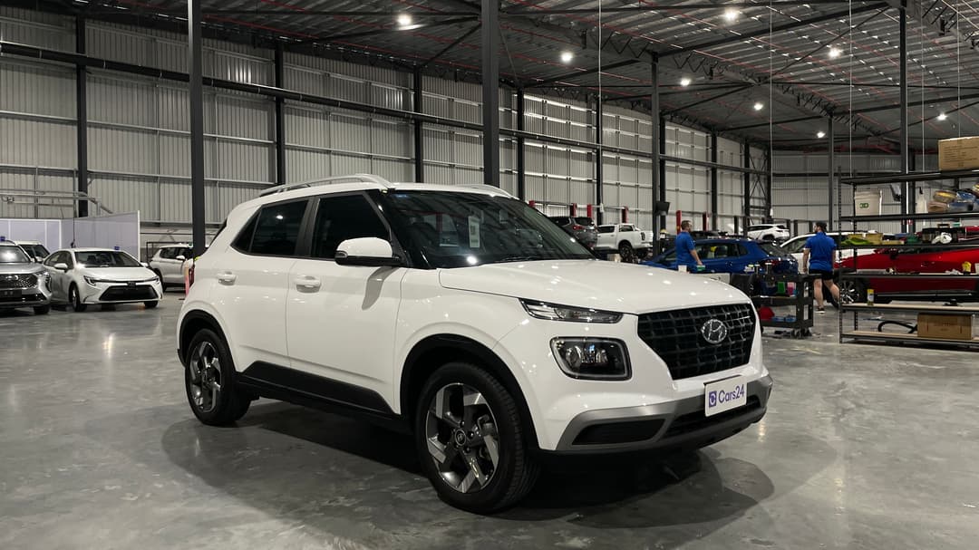 2023 Hyundai Venue Active, Automatic, 34314 km, 
