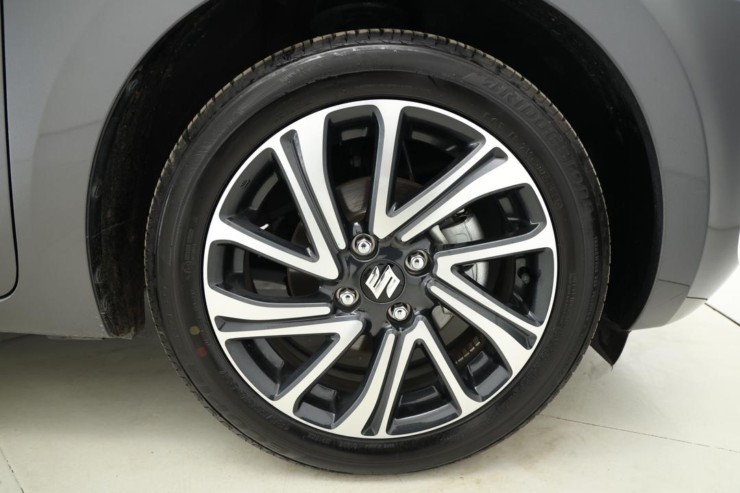 2023 Suzuki Swift Glx Turbo, Automatic, 22463 km, Right Front Wheel