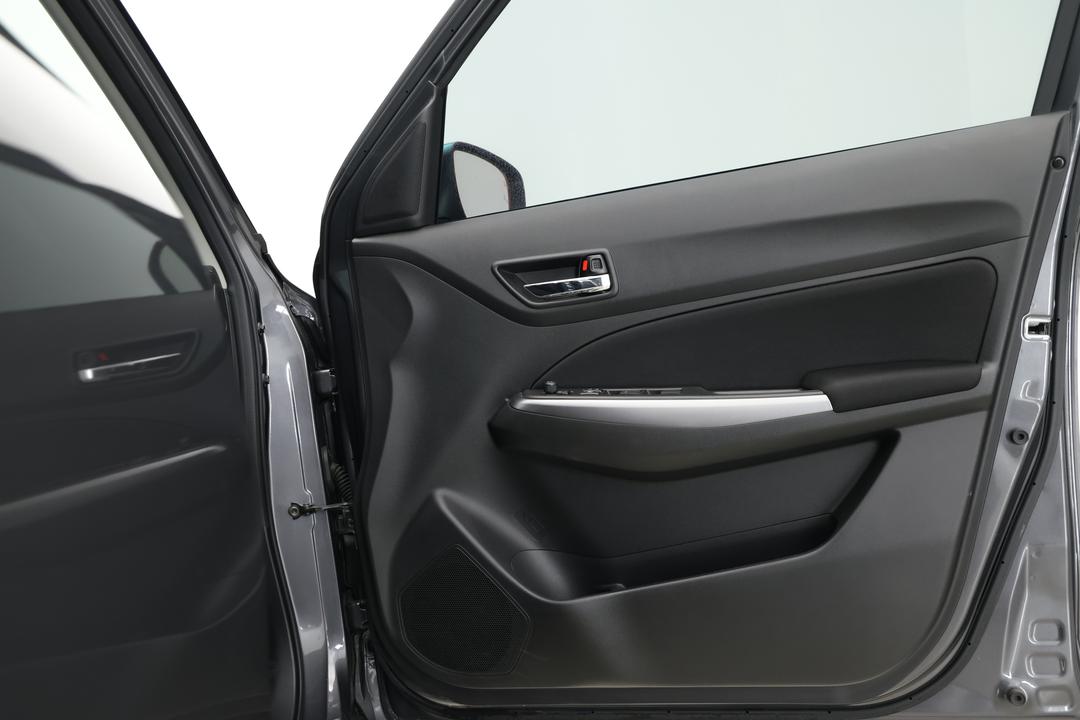2023 Suzuki Swift Glx Turbo, Automatic, 22463 km, Speaker View