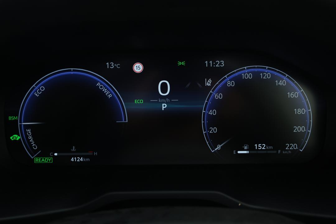 2025 Toyota RAV4 Cruiser (AWD) Hybrid, Automatic, 4124 km, Odometer View
