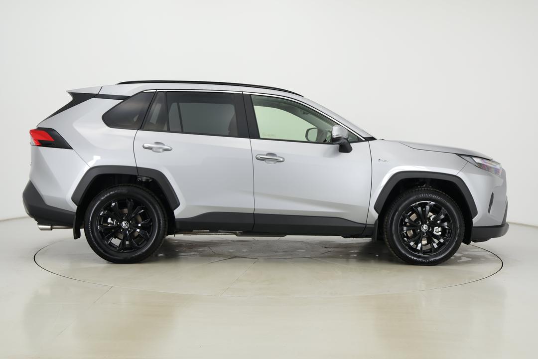 2025 Toyota RAV4 Cruiser (AWD) Hybrid, Automatic, 4124 km, Right Side View
