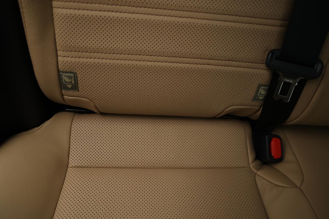 2025 Toyota RAV4 Cruiser (AWD) Hybrid, Automatic, 4124 km, Child Seat Anchor Points