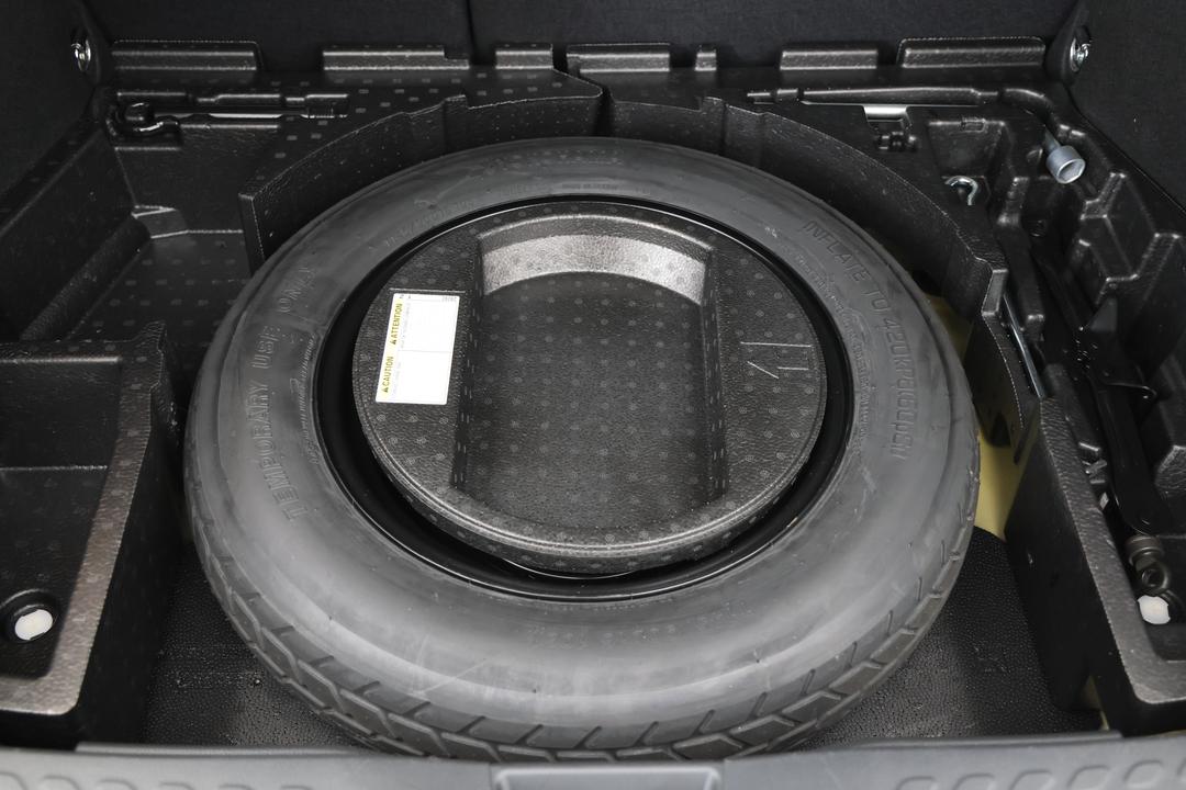2022 Toyota C-HR Koba (2WD) Hybrid, Automatic, 58114 km, Spare Wheel
