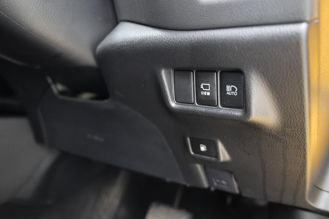 2022 Toyota C-HR Koba (2WD) Hybrid, Automatic, 58114 km, Utility Switches/Buttons