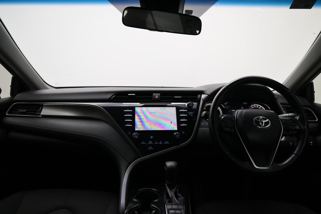 2020 Toyota Camry Ascent Sport Hybrid, Automatic, 137194 km, Dashboard View