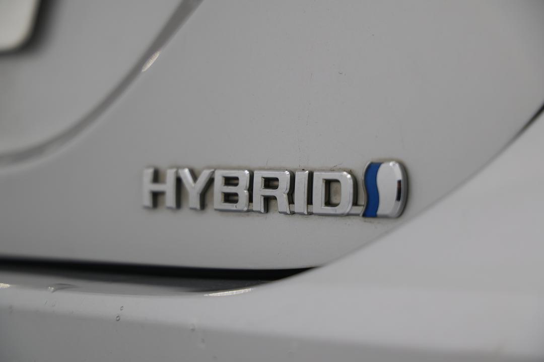 2020 Toyota Camry Ascent Sport Hybrid, Automatic, 137194 km, Badge (Boot Right Side)