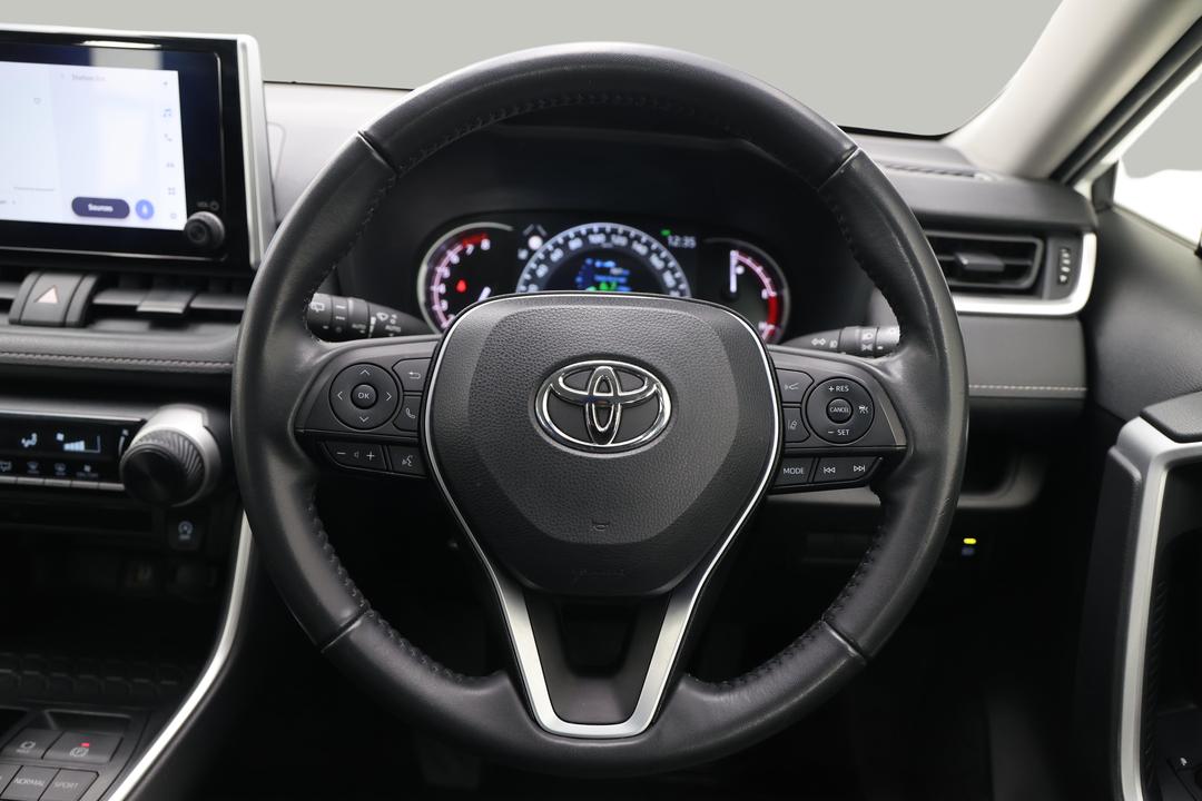 2023 Toyota RAV4 Gx (2WD), Automatic, 69456 km, Steering Wheel Close-up