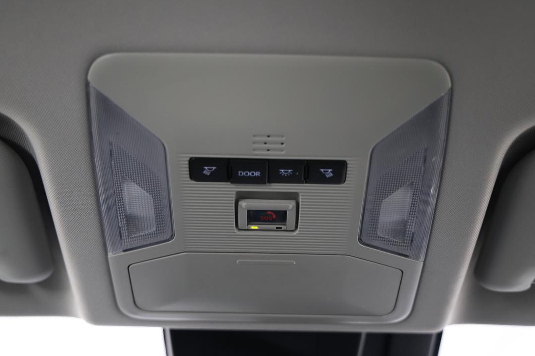 2023 Toyota RAV4 Gx (2WD), Automatic, 69456 km, On-Roof Controls/Sunglass holder
