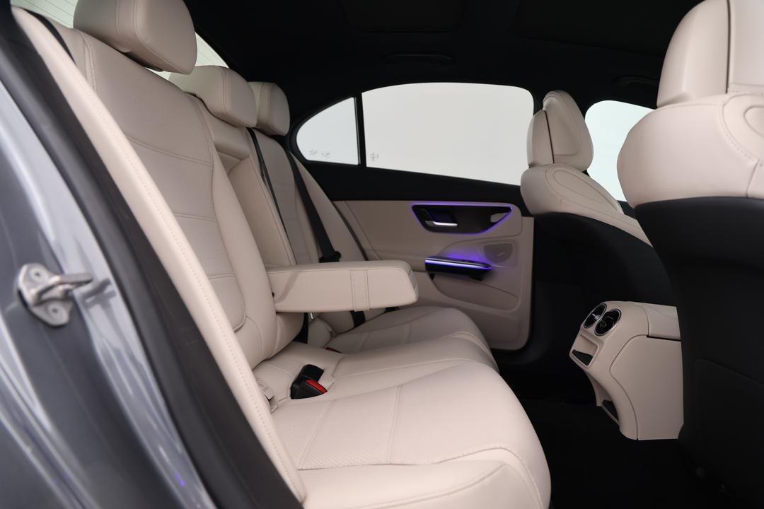 2022 Mercedes-benz C200 Edition C Mhev, Automatic, 30428 km, Right Side Rear Door Cabin View
