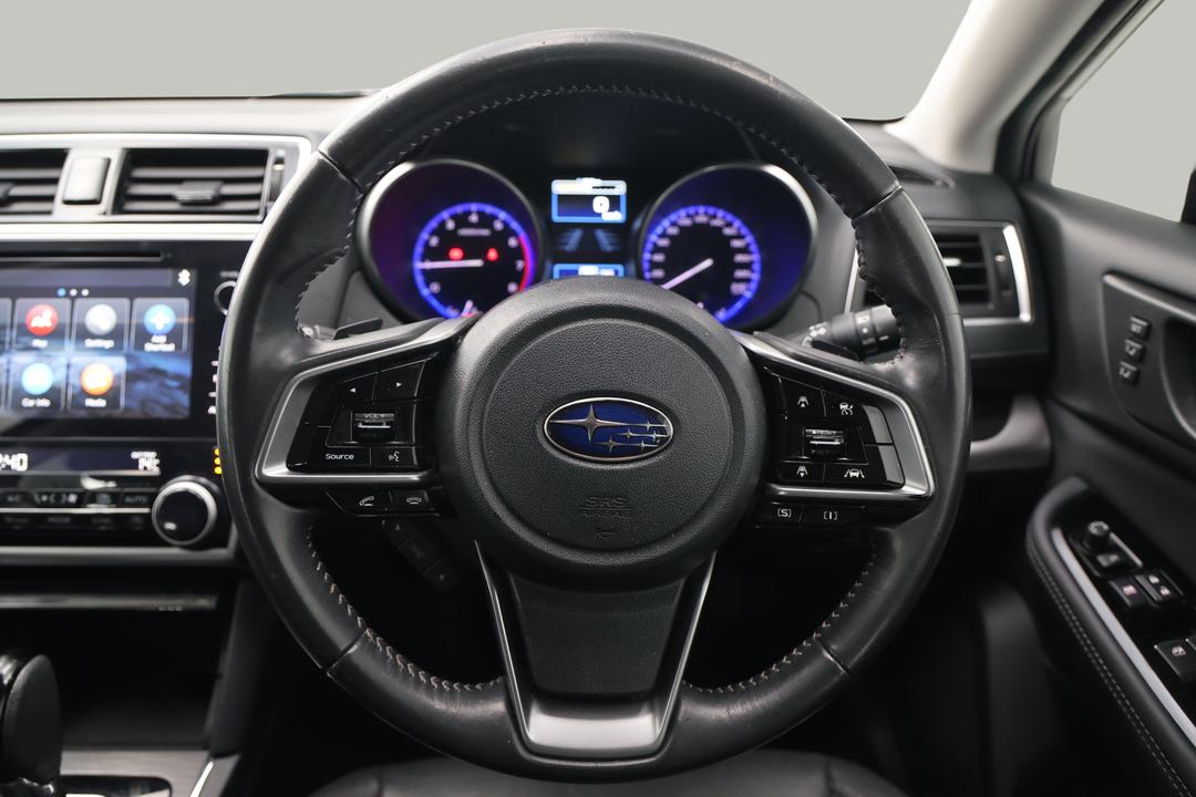 2020 Subaru Outback 2.5i Premium AWD, Automatic, 102057 km, Steering Wheel Close-up