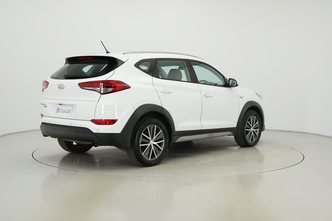 2017 Hyundai Tucson Active X (FWD), Automatic, 100026 km, Right Back Diagonal (45- Degree) View