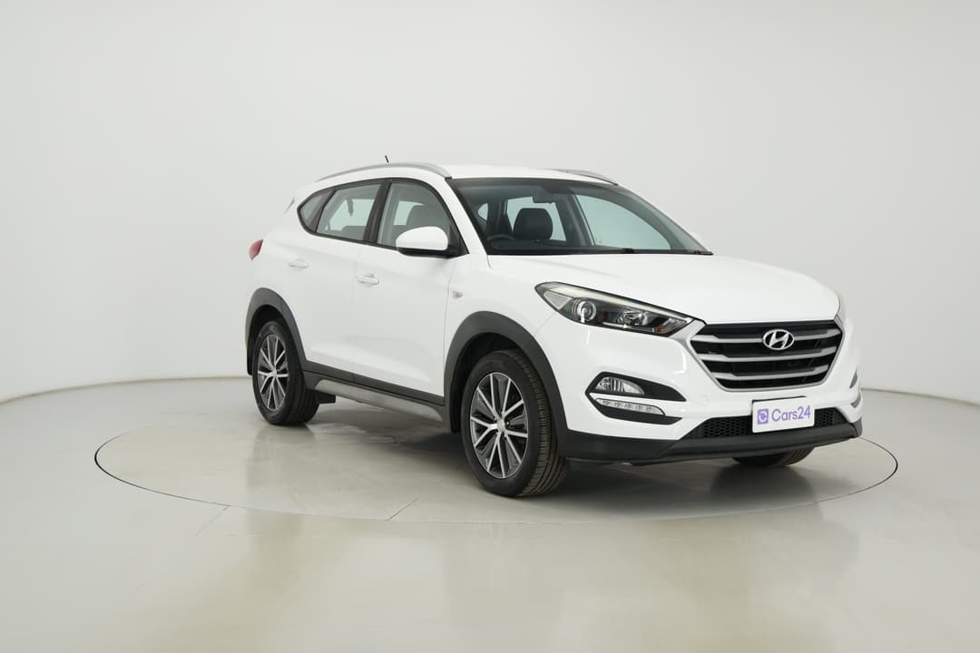 2017 Hyundai Tucson Active X (FWD), Automatic, 100026 km, Right Front Diagonal (45- Degree) View