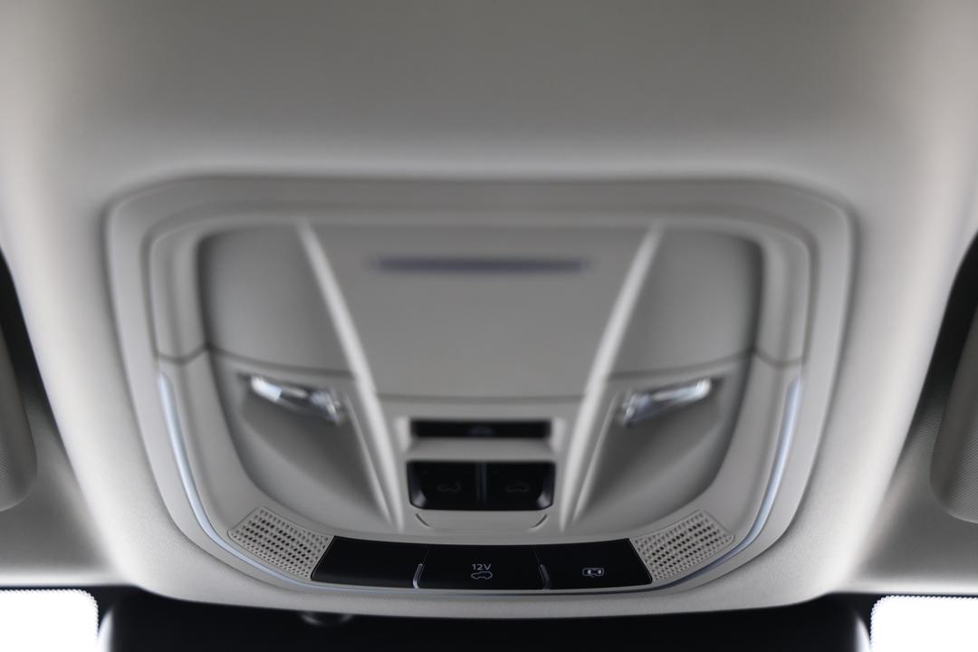 2024 GWM Tank 300 Ultra Petrol, Automatic, 12376 km, On-Roof Controls/Sunglass holder