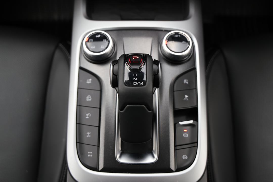 2024 GWM Tank 300 Ultra Petrol, Automatic, 12376 km, Gear Lever 