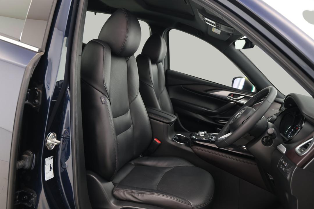 2018 Mazda CX-9 Azami (AWD), Automatic, 61870 km, Right Side Front Door Cabin View