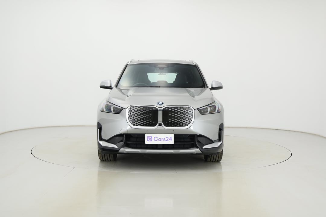 2024 BMW Ix1 Edrive20 Xline, Automatic, 24952 km, Front View