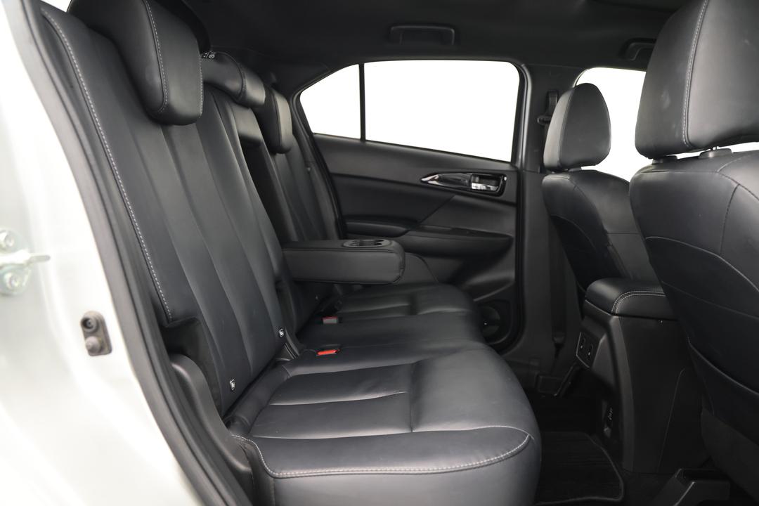 2022 Mitsubishi Eclipse Cross Exceed (2WD), Automatic, 33506 km, Right Side Rear Door Cabin View