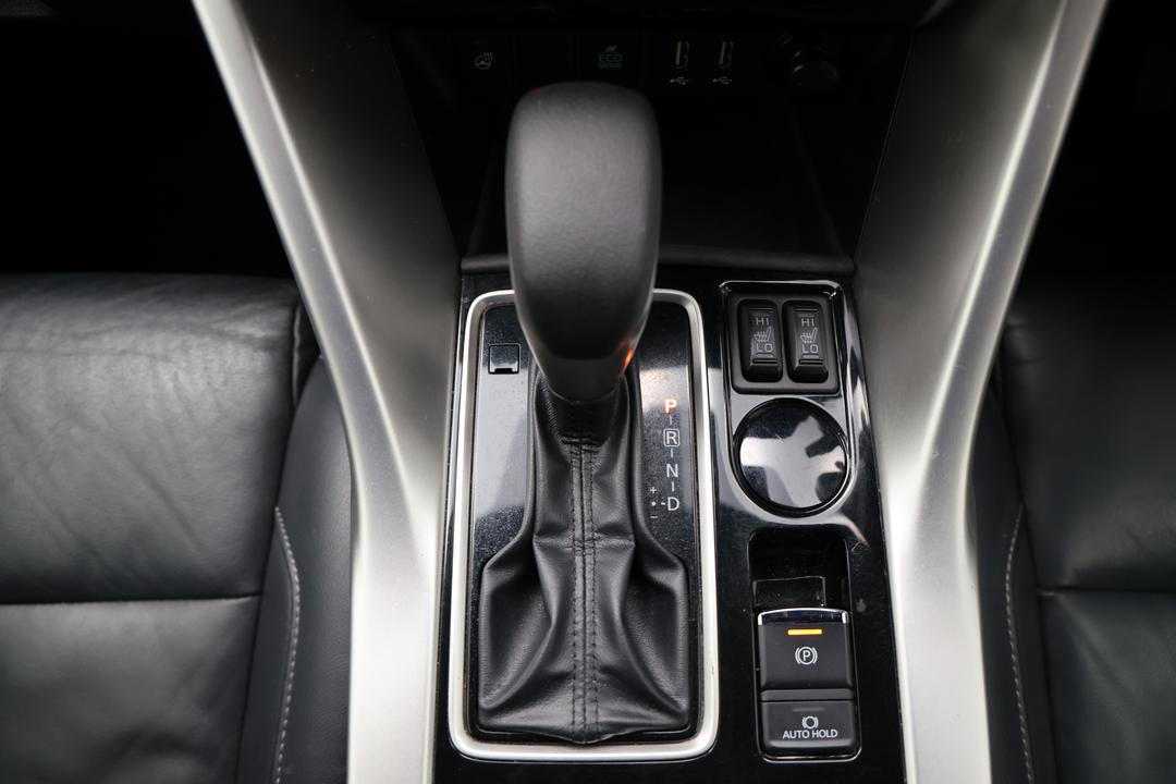 2022 Mitsubishi Eclipse Cross Exceed (2WD), Automatic, 33506 km, Gear Lever 
