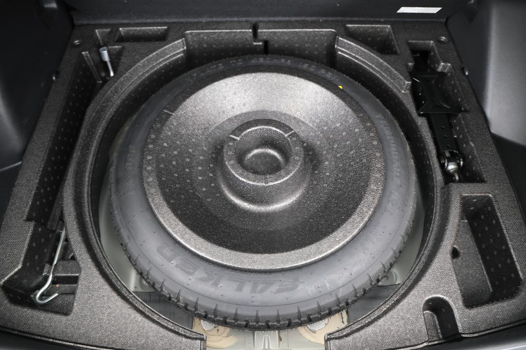 2022 Mitsubishi Eclipse Cross Exceed (2WD), Automatic, 33506 km, Spare Wheel