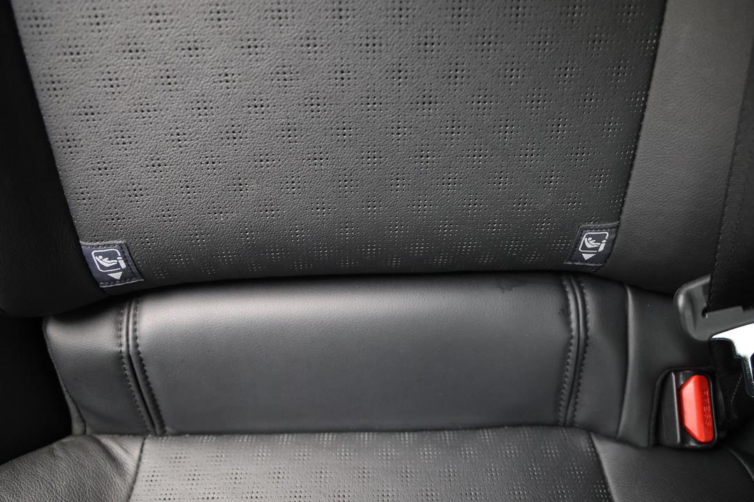 2018 Toyota C-HR Koba (AWD), Automatic, 140624 km, Child Seat Anchor Points