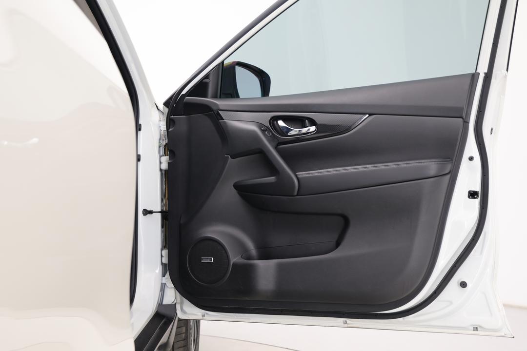 2021 Nissan X-trail Ti (4WD), Automatic, 42462 km, Speaker View