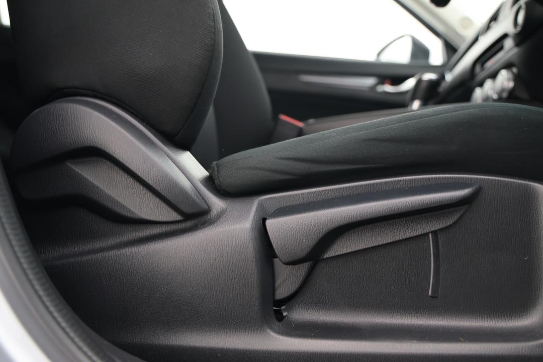 2023 Mazda CX-5 G20 Maxx (FWD), Automatic, 55592 km, Drivers Side Adjustment Panel