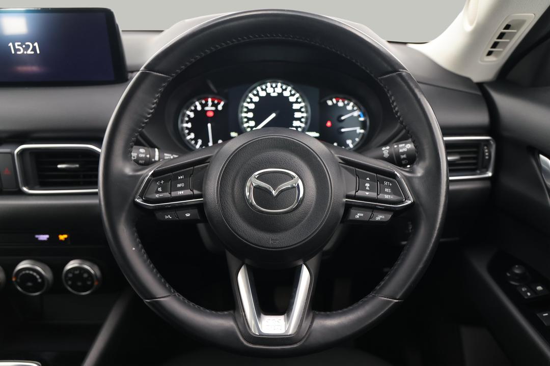 2023 Mazda CX-5 G20 Maxx (FWD), Automatic, 55592 km, Steering Wheel Close-up