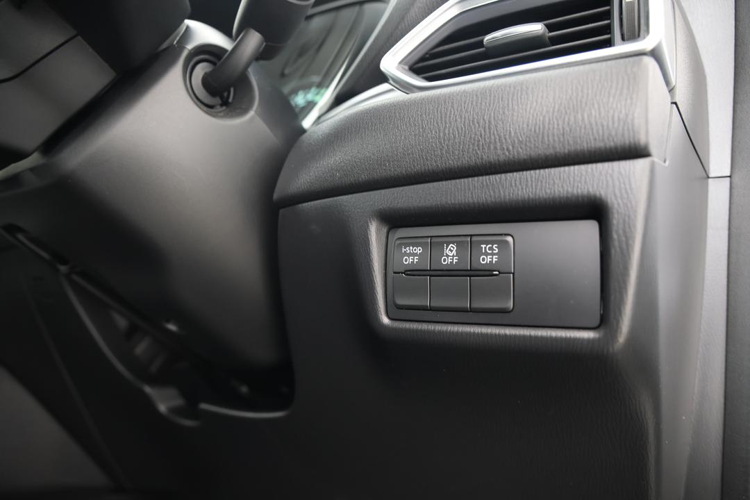 2023 Mazda CX-5 G20 Maxx (FWD), Automatic, 55592 km, Utility Switches/Buttons
