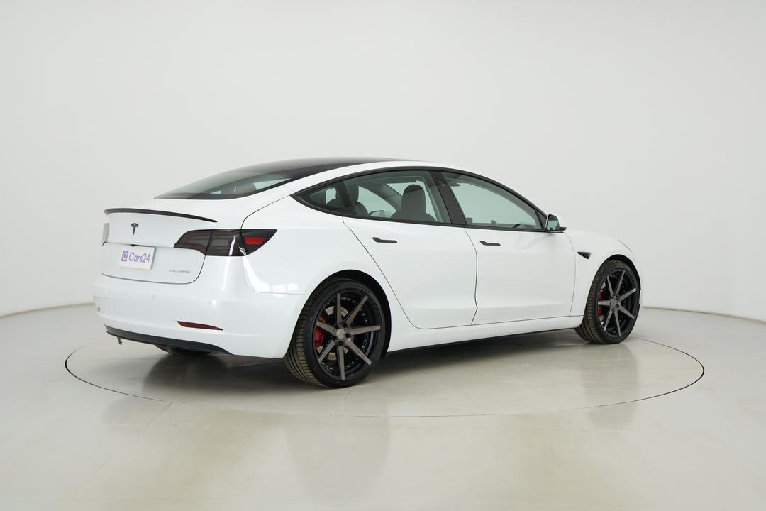 2021 Tesla Model 3 Long Range AWD, Automatic, 61749 km, Right Back Diagonal (45- Degree) View