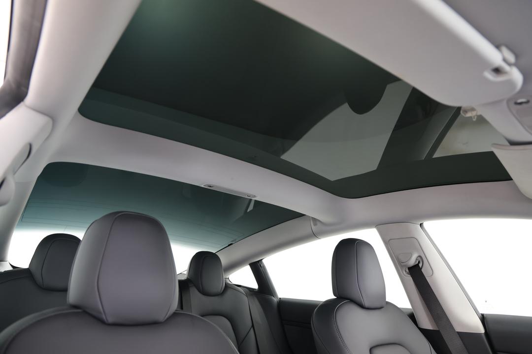 2021 Tesla Model 3 Long Range AWD, Automatic, 61749 km, Interior Sunroof/Moonroof