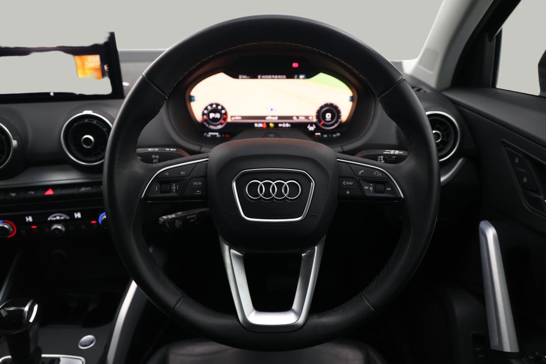 2021 Audi Q2 35 Tfsi, Automatic, 45352 km, Steering Wheel Close-up