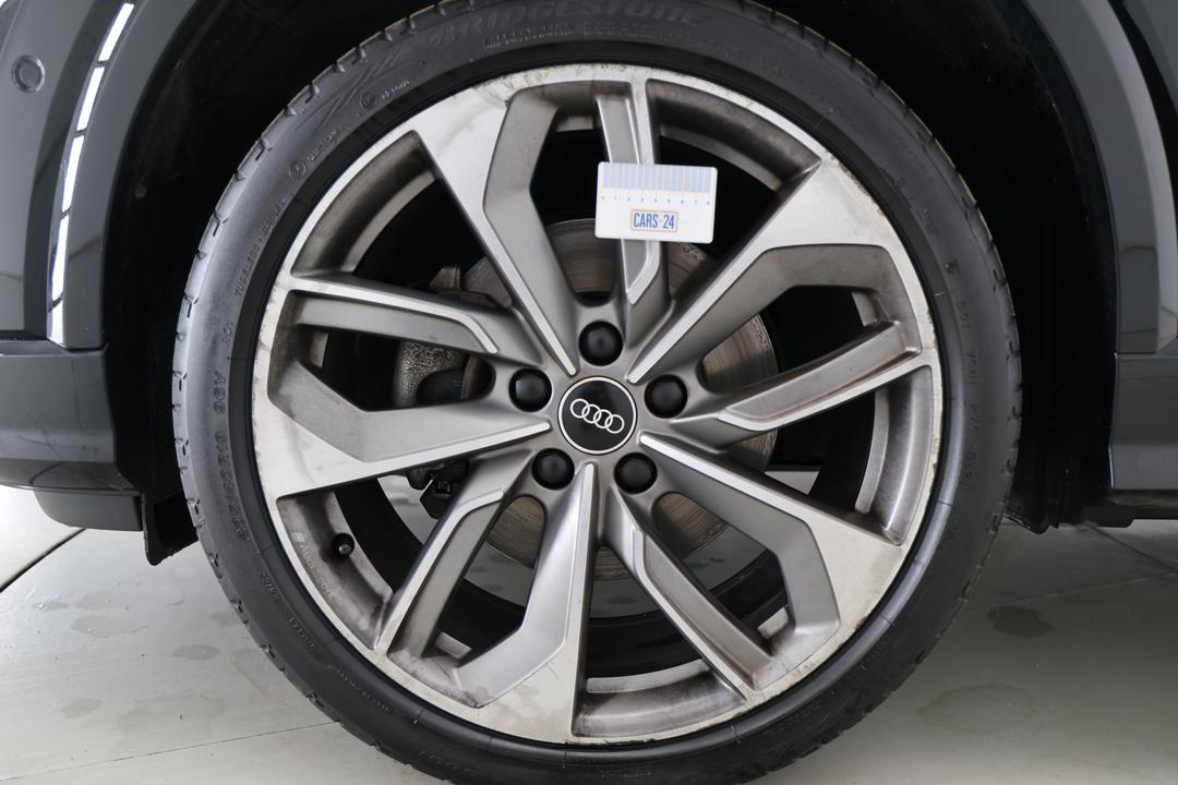 2021 Audi Q2 35 Tfsi, Automatic, 45352 km, Wheels Rim Rear RHS Gutter Rash