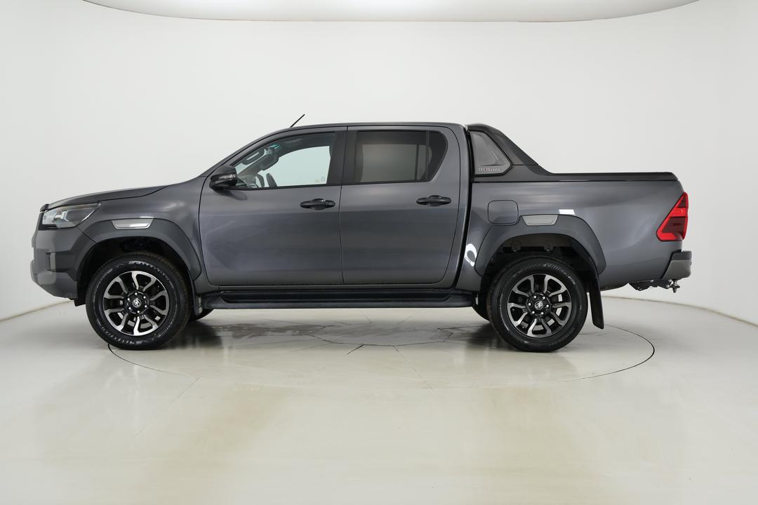 2021 Toyota Hilux Rogue (4x4), Automatic, 50830 km, Left Side View