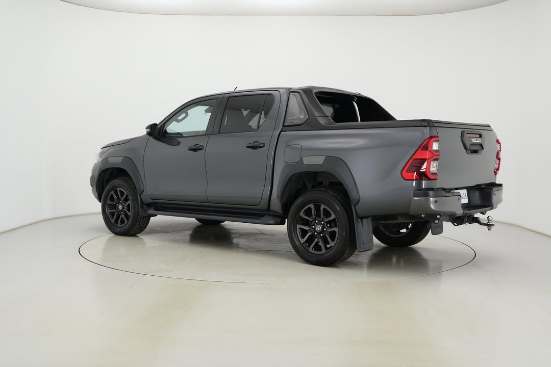2021 Toyota Hilux Rogue (4x4), Automatic, 50830 km, Left Back Diagonal (45- Degree) View