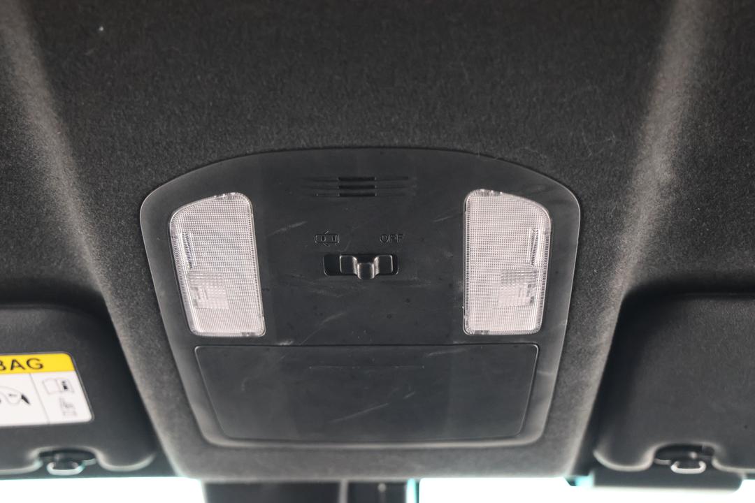 2021 Toyota Hilux Rogue (4x4), Automatic, 50830 km, On-Roof Controls/Sunglass holder
