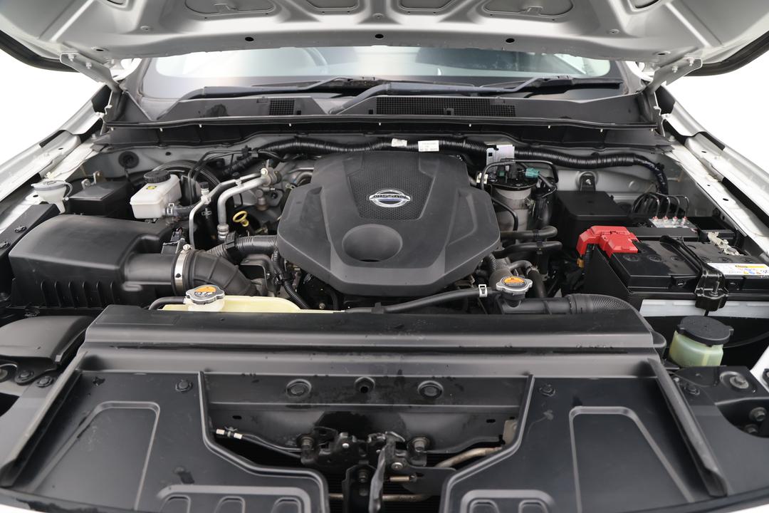 2018 Nissan Navara Rx (4x2), Manual, 86118 km, Open Bonnet (Engine)