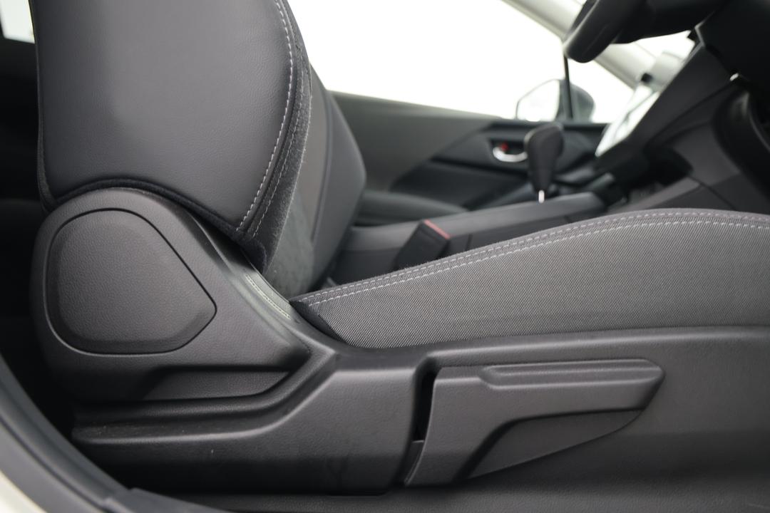 2025 Subaru Crosstrek AWD 2.0l, Automatic, 21544 km, Drivers Side Adjustment Panel