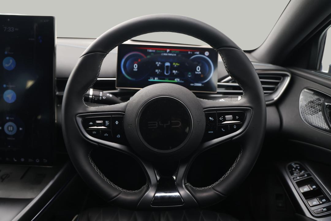 2025 Byd Seal Premium, Automatic, 23089 km, Steering Wheel Close-up