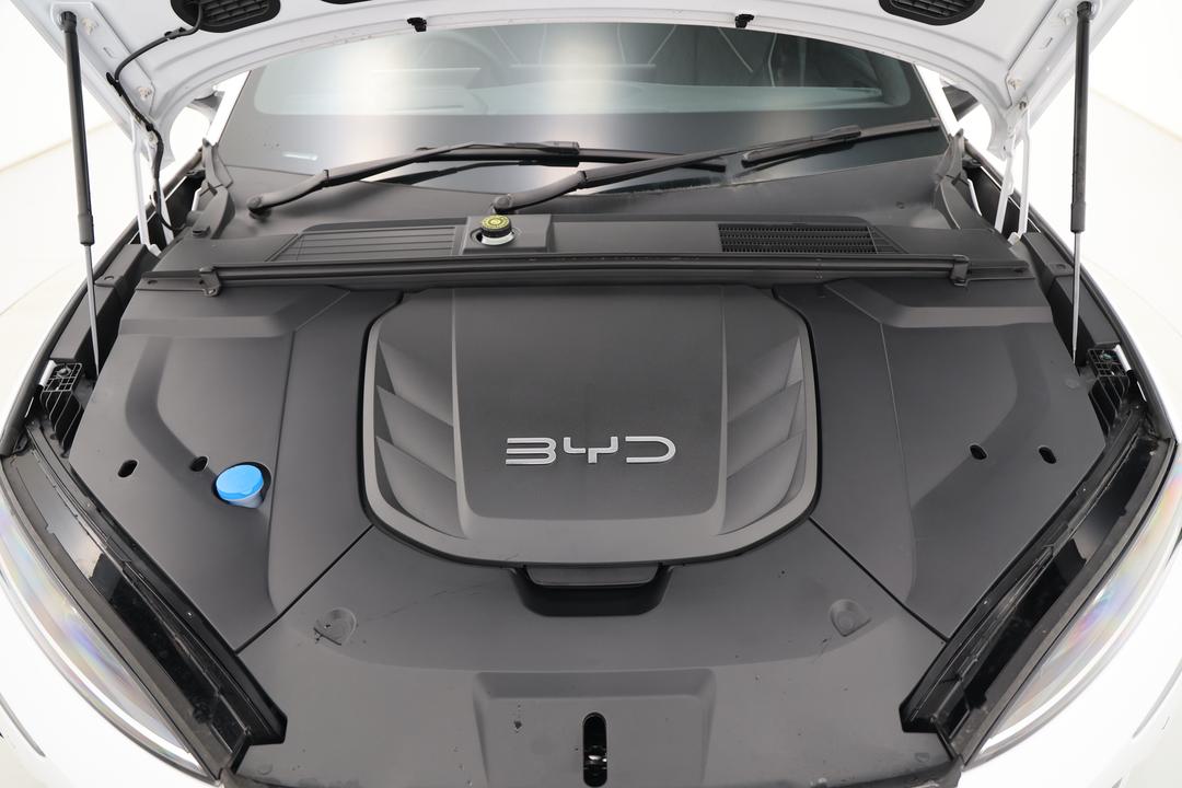 2025 Byd Seal Premium, Automatic, 23089 km, Open Bonnet (Engine)