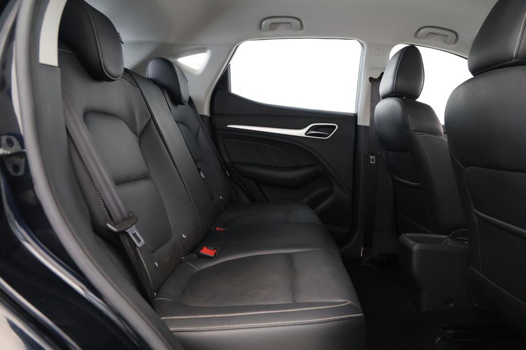 2021 MG ZS Excite, Automatic, 30658 km, Right Side Rear Door Cabin View