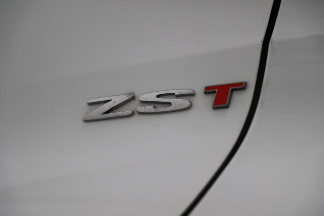 2022 MG Zst Essence, Automatic, 49115 km, Badge (Boot Right Side)
