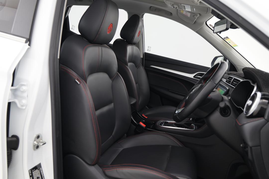 2022 MG Zst Essence, Automatic, 49115 km, Utility Switches/Buttons