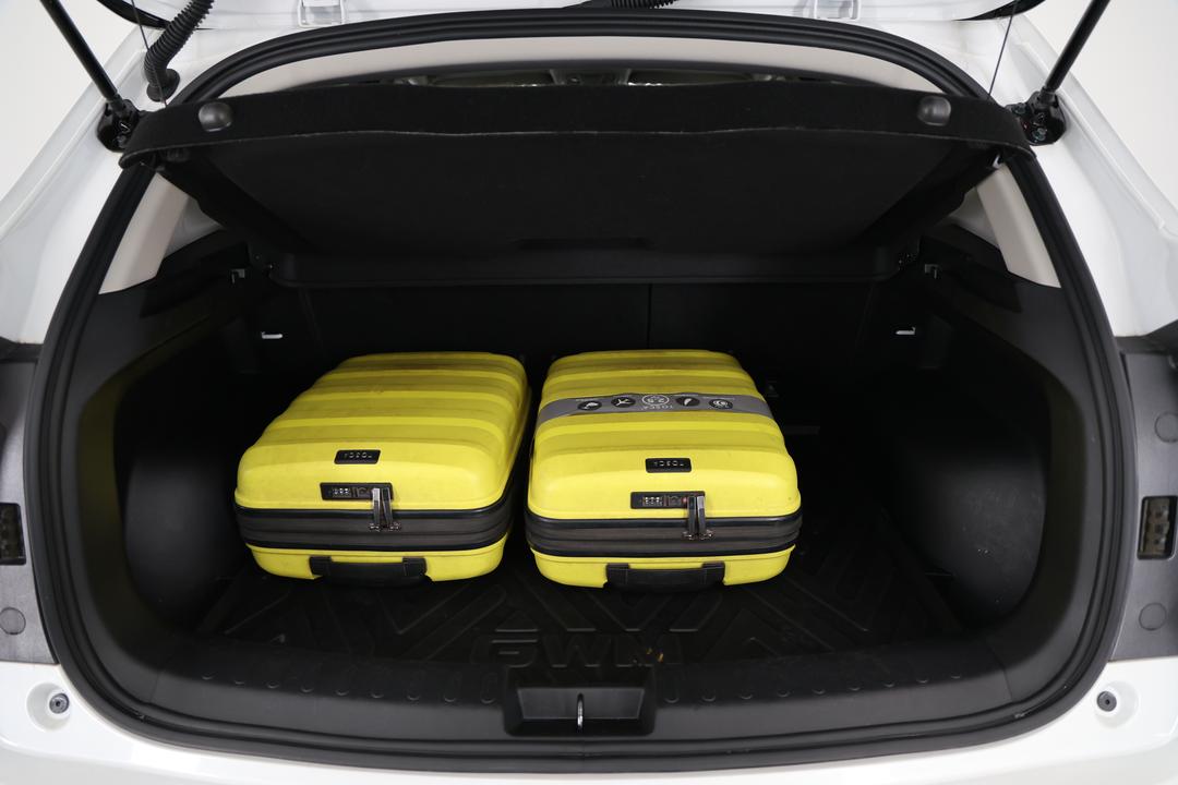 2025 GWM Haval Jolion Lux, Automatic, 22625 km, Boot Inside View with Luggage