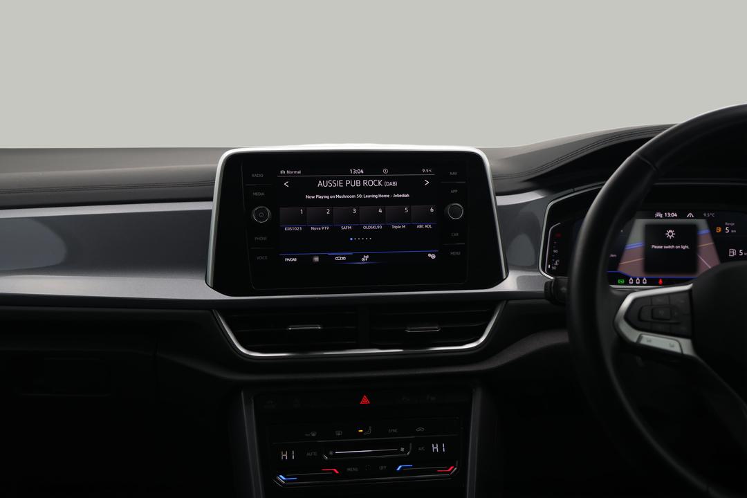 2024 Volkswagen T-roc 110tsi Style, Automatic, 17531 km, Center Console