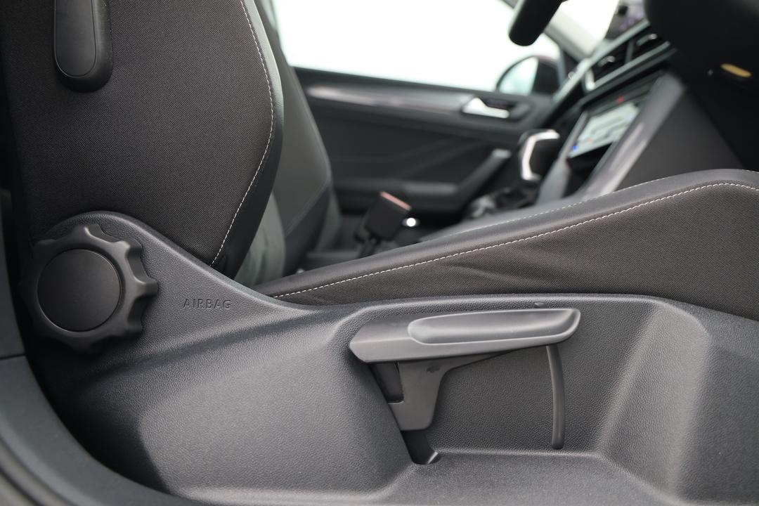 2024 Volkswagen T-roc 110tsi Style, Automatic, 17531 km, Drivers Side Adjustment Panel