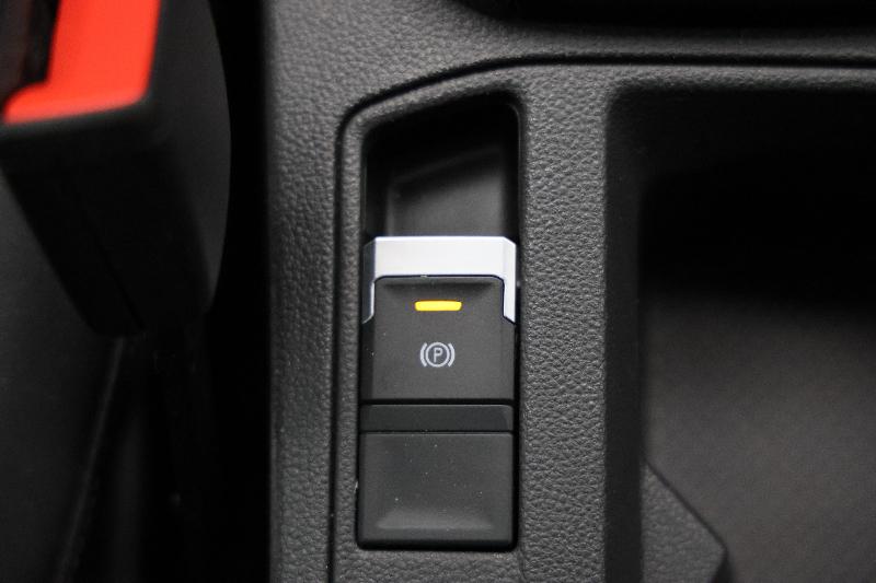 2024 Volkswagen T-roc 110tsi Style, Automatic, 17531 km, Handbrake